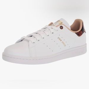 EUC Adidas Stan Smith Sneakers - Women's